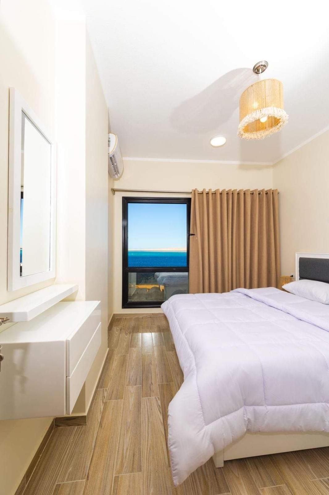 Blue View Suites Hurghada Bagian luar foto