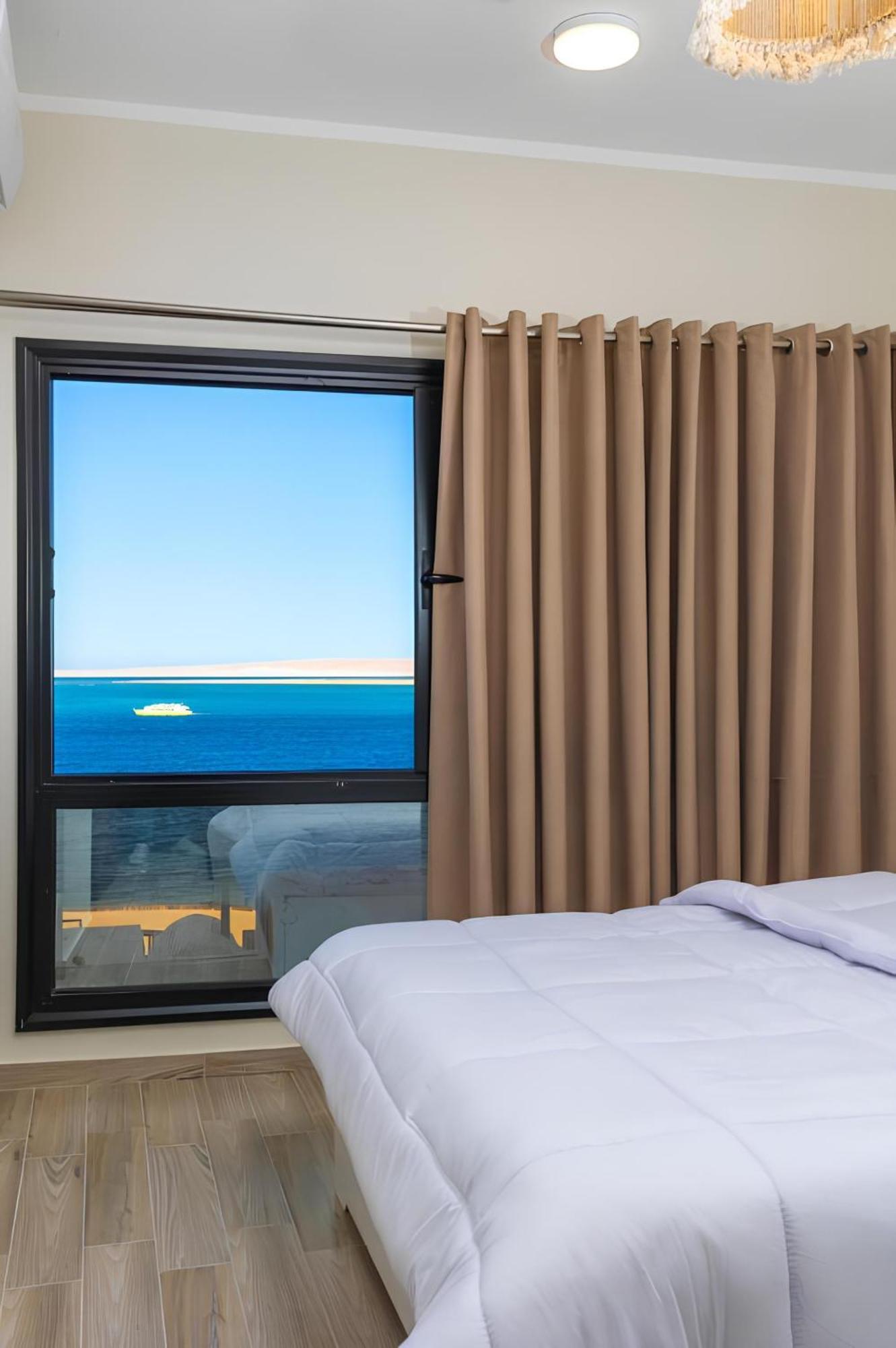 Blue View Suites Hurghada Bagian luar foto